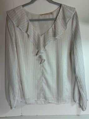 Soft Surroundings White Ruffled V‑Neck Textured Blouse — Size XL (Like New)